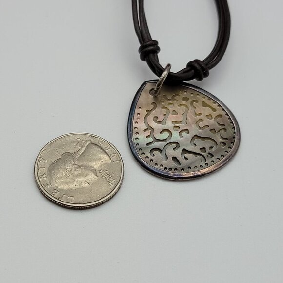 Silpada 925 Sterling Silver Carved Abalone Shell Pendant Cord Necklace 18" Adj. - Picture 3 of 6